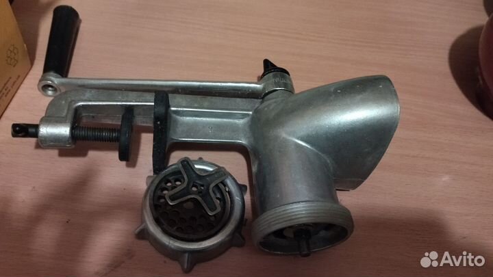 Мясорубка ручная