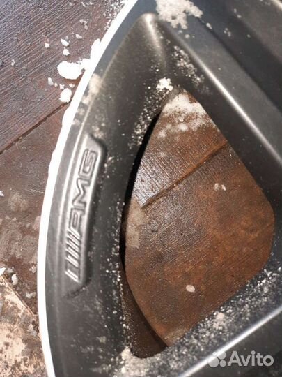 Один оригинал диск R20 AMG на Мерседес