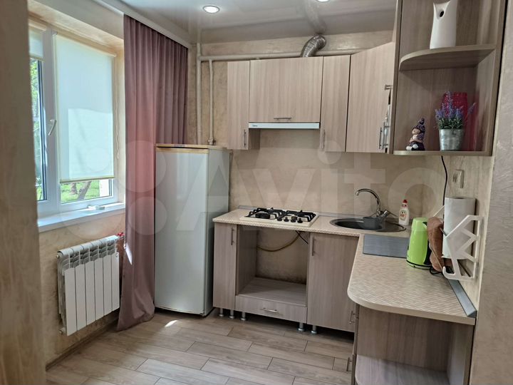 2-к. квартира, 45 м², 1/4 эт.