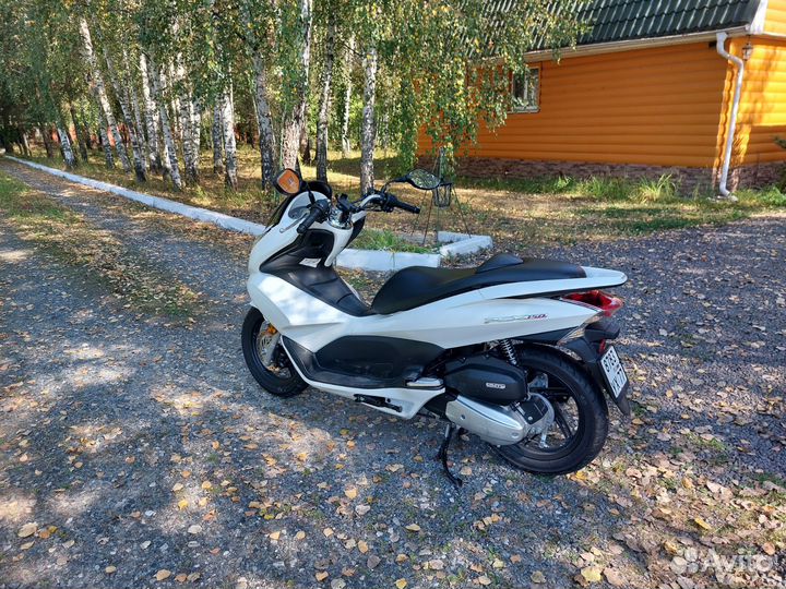 Скутер Honda PCX 150