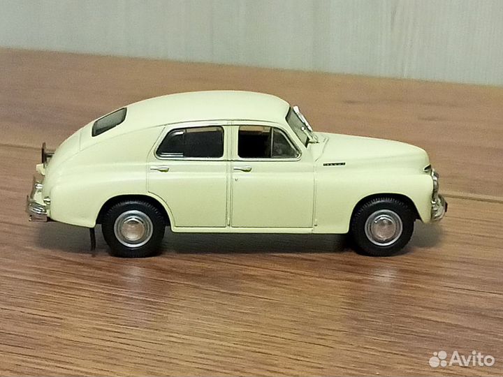 Модель автомобиля Газ-М20 Победа 1:43