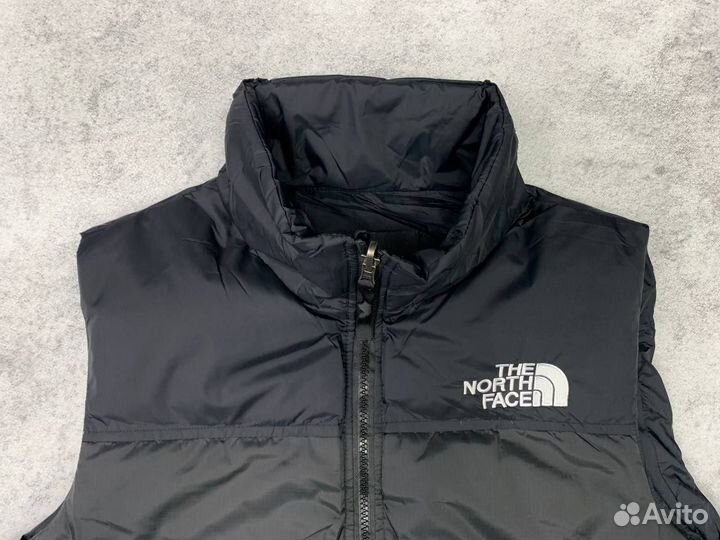 Жилетка the north face пух