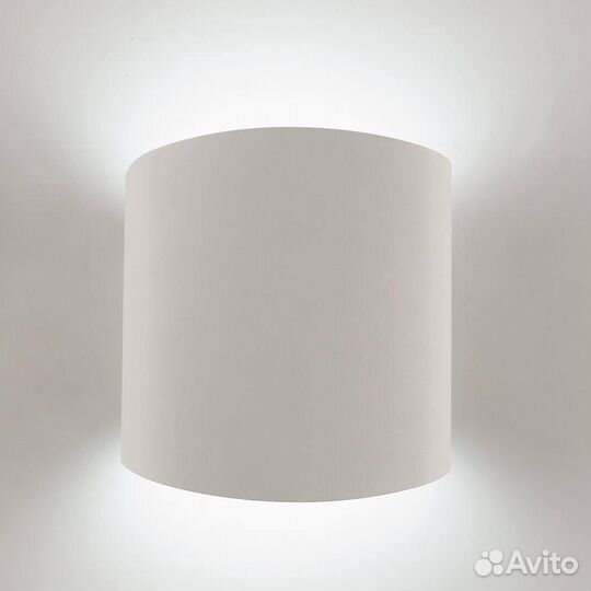 Светильник настенный