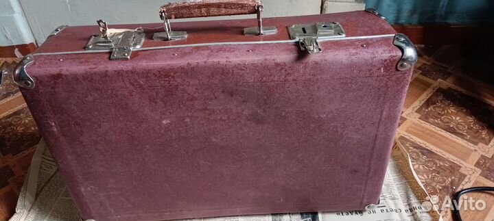 Чемоданы СССР винтаж большие и маленький