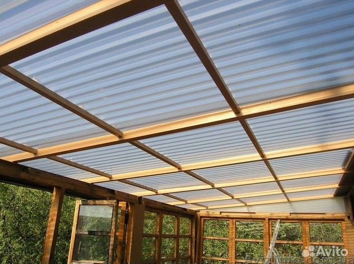 Профилированный поликарбонат