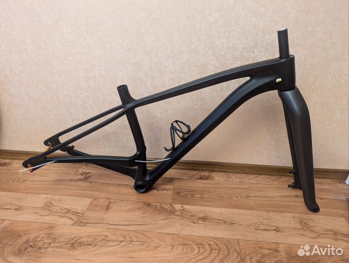 Карбоновая рама Flyxii 29*3.25