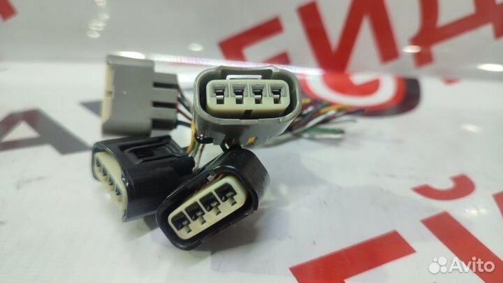 Разъем Toyota 1SZ