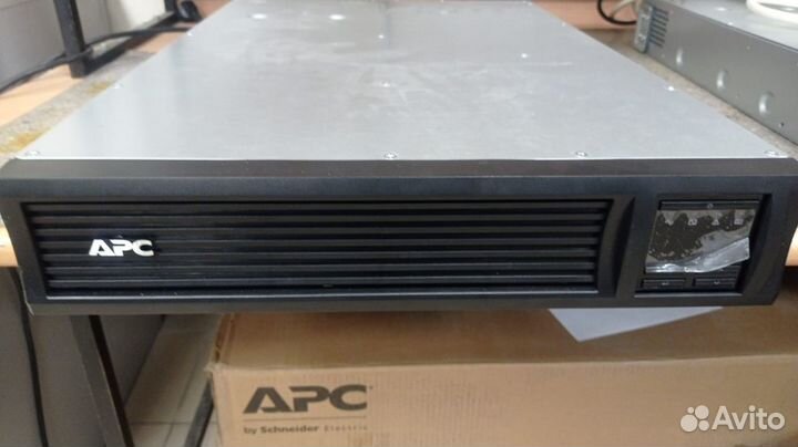 Ибп APC Smart-UPS 3000VA LCD RM 2U 230V SMT3000RMI