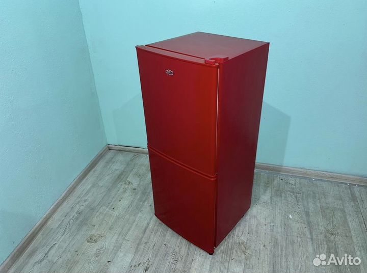 Холодильник красный новый мини
