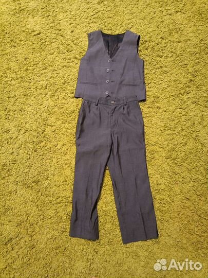 Школьный костюм для мальчика 128 серый