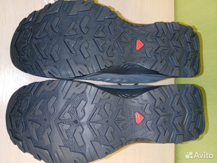 Новые женские кроссовки Salomon