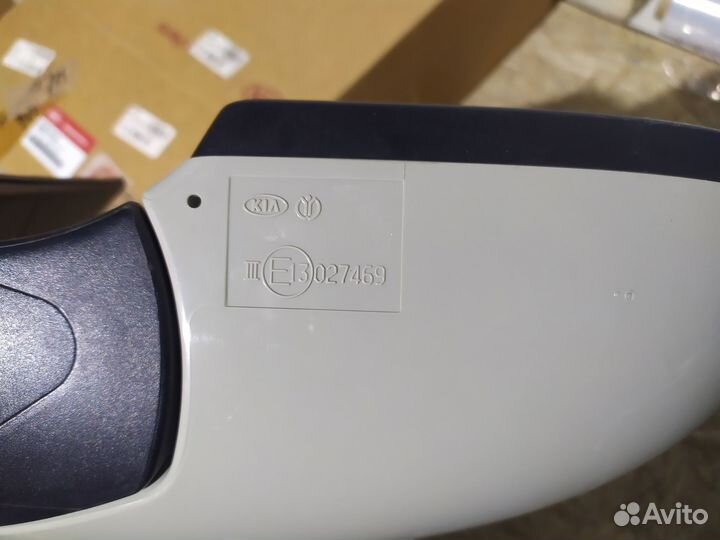 Зеркало правое Kia Sportage 3 2010- 876203W152