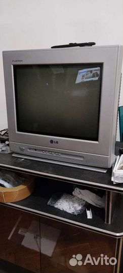 Телевизор LG 15-шка flatron