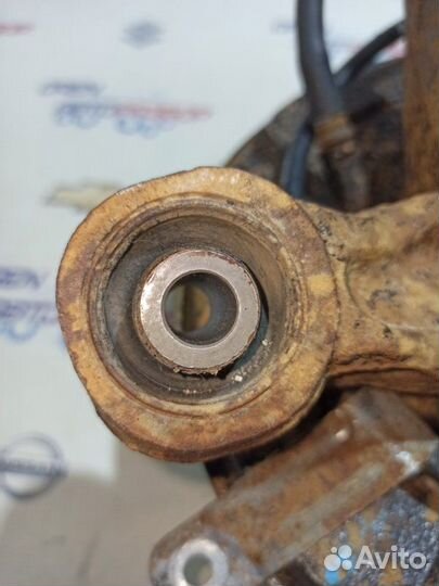 Кулак поворотный задний правый Subaru Impreza