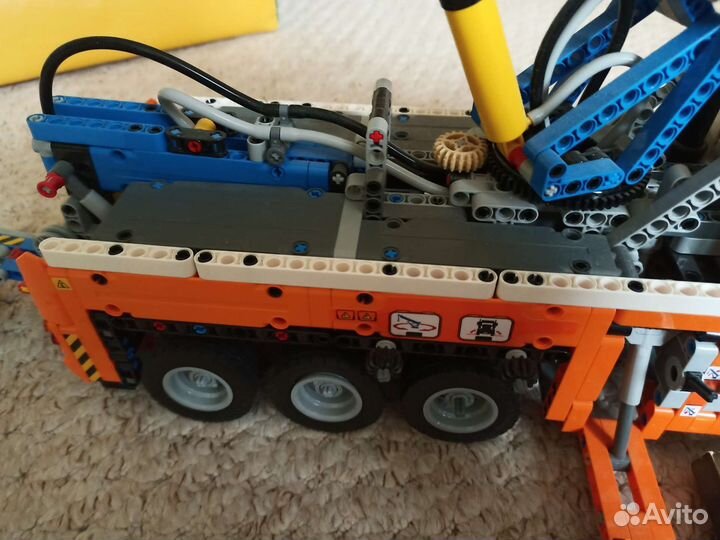 Lego technic 42128 грузовой эвакуатор
