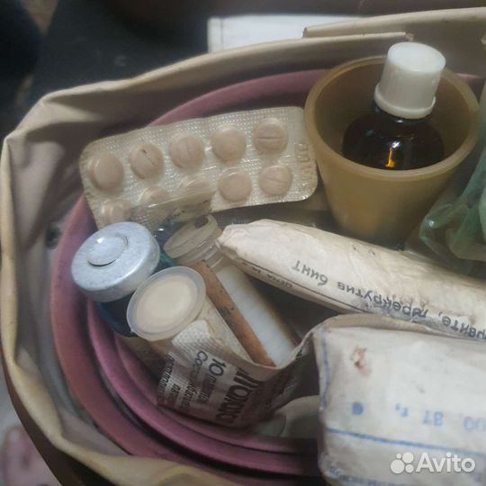 Аптечка автомобильная СССР 80Х