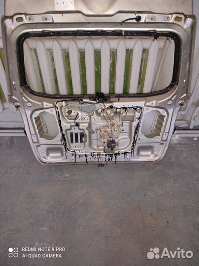 Крышка багажника SsangYong Rexton