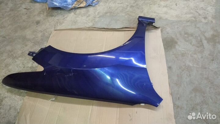 Крыло переднее синие Honda Accord 8