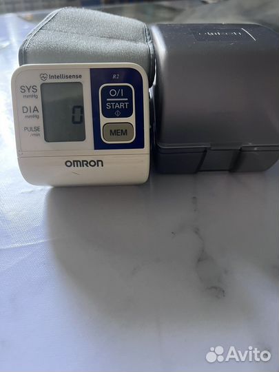 Тонометр автоматический на запястье omron