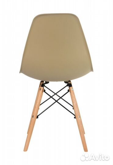 Стул в стиле eames