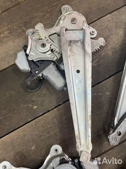 Стеклоподъемник электрический Toyota LC Prado 150