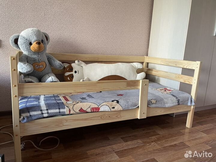 Кровать подростковая с матрасом