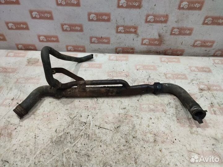 Патрубок системы охлаждения Peugeot 406 8B XU7JP4