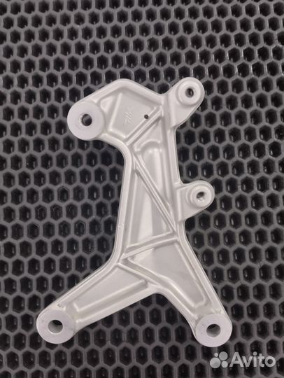 Mv agusta F3 Brutale Dragster 800 675 кронштейн L