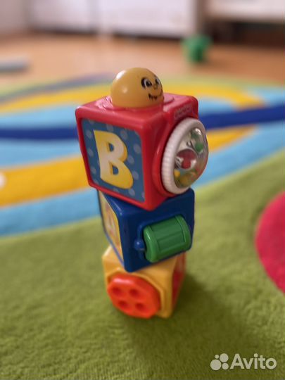 Развивающий кубик сортер Fisher Price