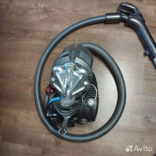 Пылесос Dyson DC 21