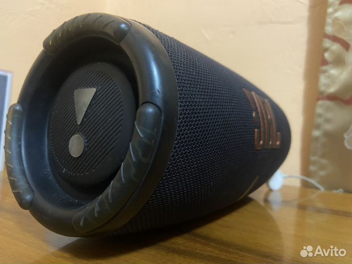 Колонка jbl xtreme 3