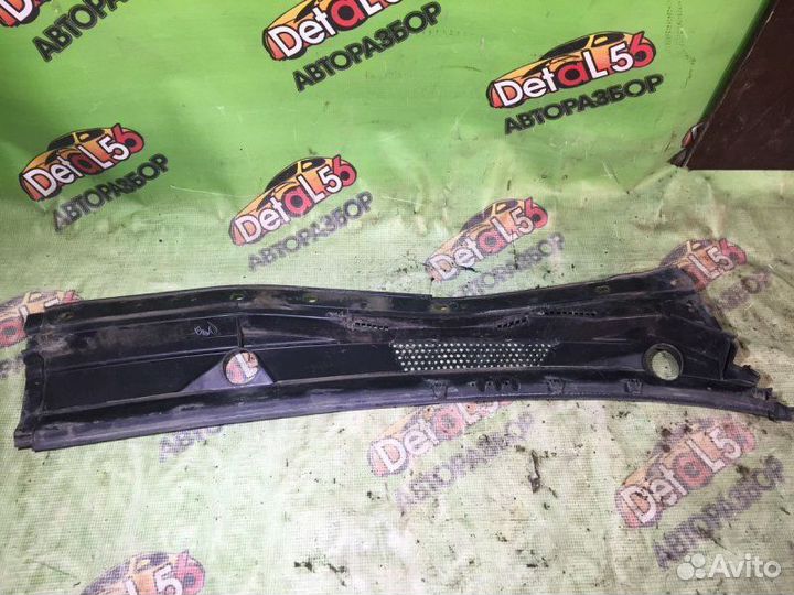 Жабо левое Mitsubishi L200 4