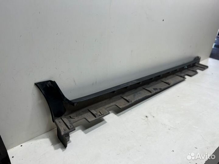 Накладка на порог наружная левая Hyundai Creta 1