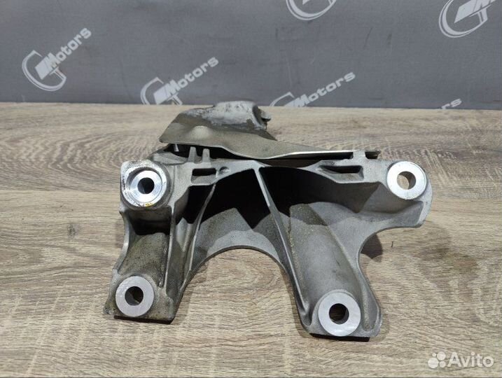 Кронштейн двигателя правый Bmw 525I E60 N52B25A