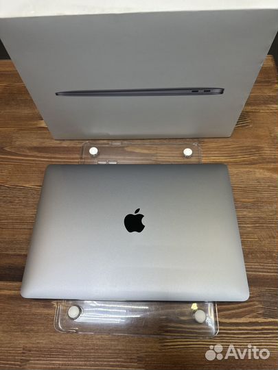 MacBook Air 13