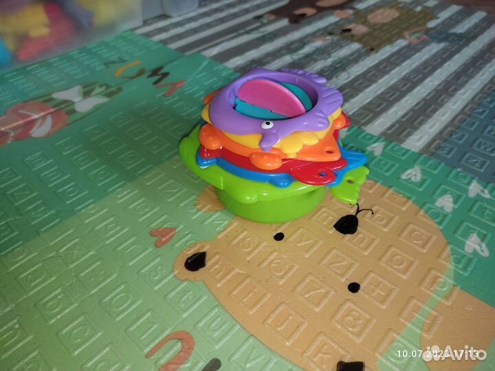 Развивающие игрушки, пирамидка