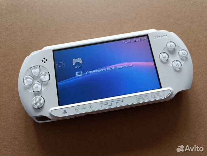 Sony PSP White + Много Игр
