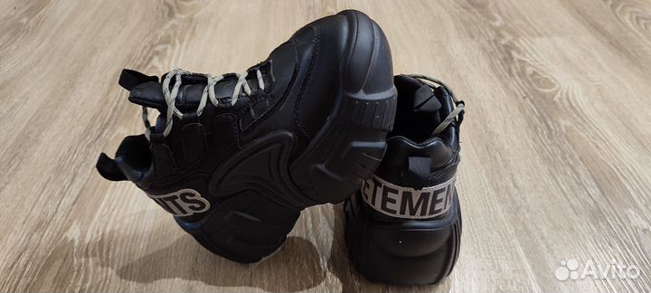 Ботинки женские 37 размер