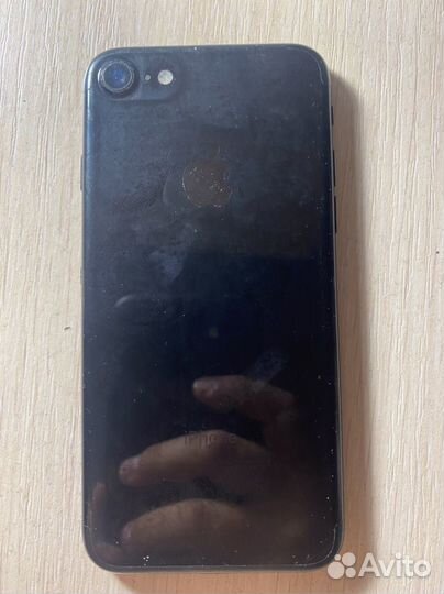 iPhone 7 на 32 гб