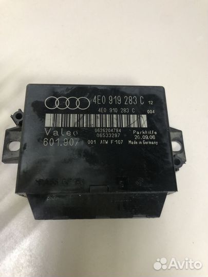 Блок управления парктроником Ауди А8 Д3