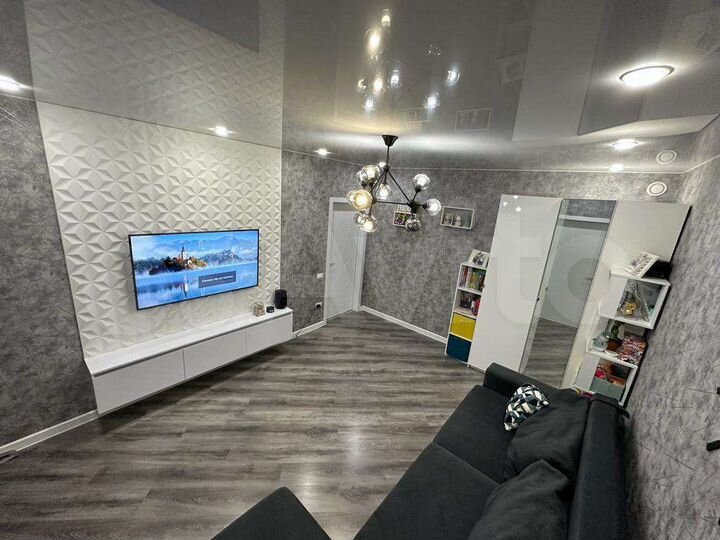 2-к. квартира, 50 м², 3/12 эт.