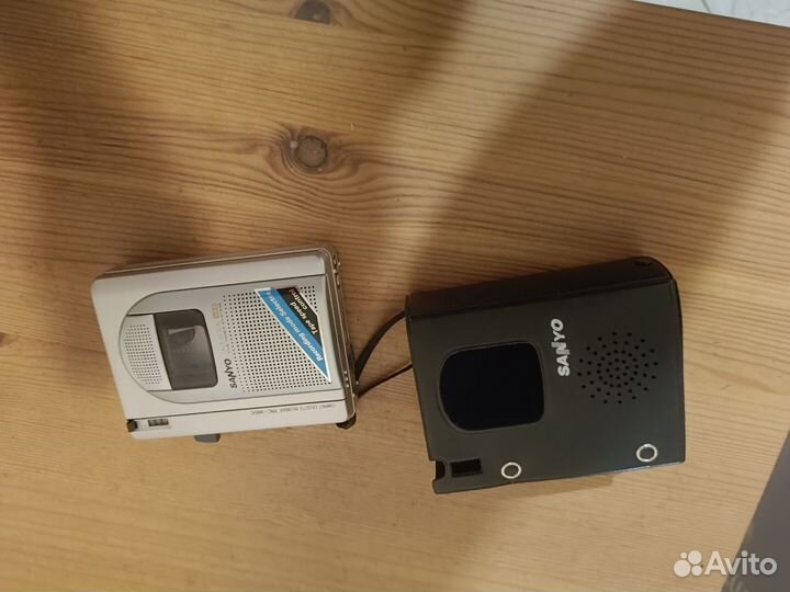 Кассетный плеер sanyo