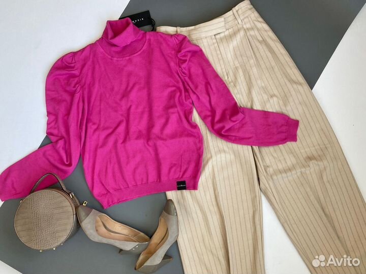 Свитер женский 42 44 новый John Richmond