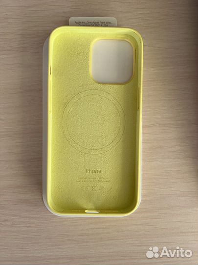 Чехол на iPhone 13 Pro