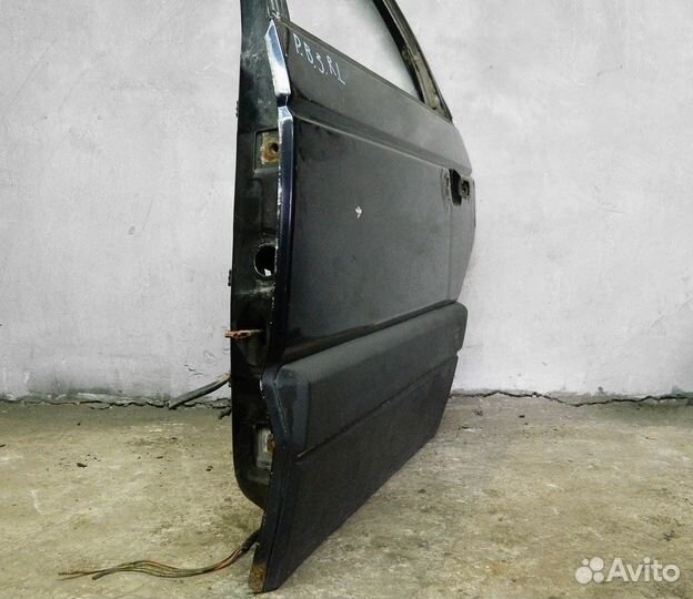 Дверь задняя левая VW Passat B3