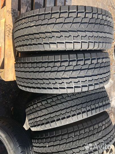 Yokohama Ice Guard IG60 265/70 R16