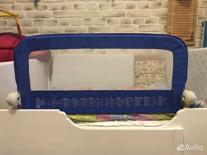Детский бортик на кровать