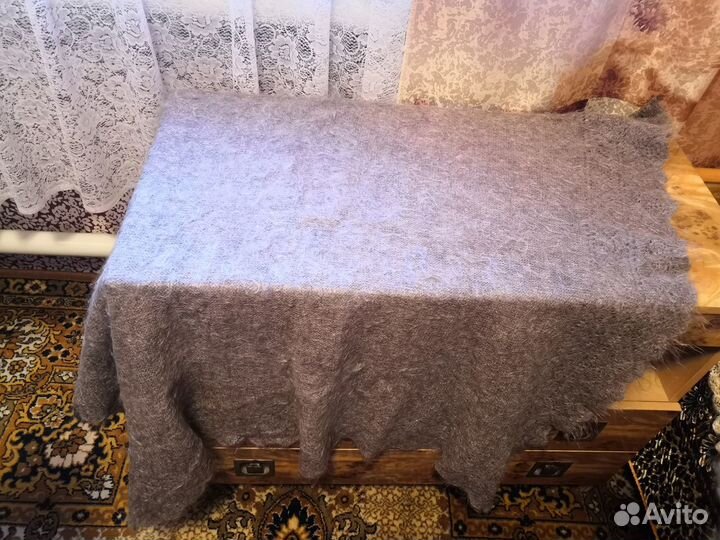 Платок шерстяной