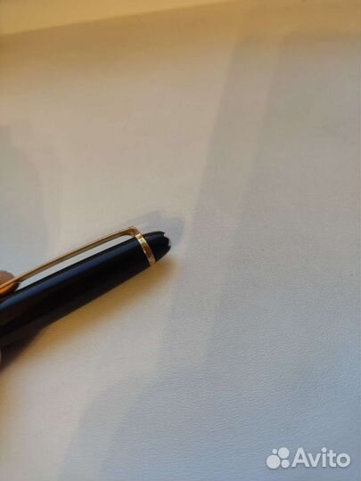 Ручка Montblanc Meisterstuck