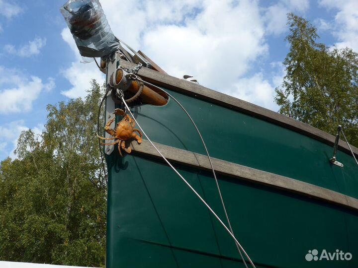Английская парусно-моторная яхта Cornish Crabber